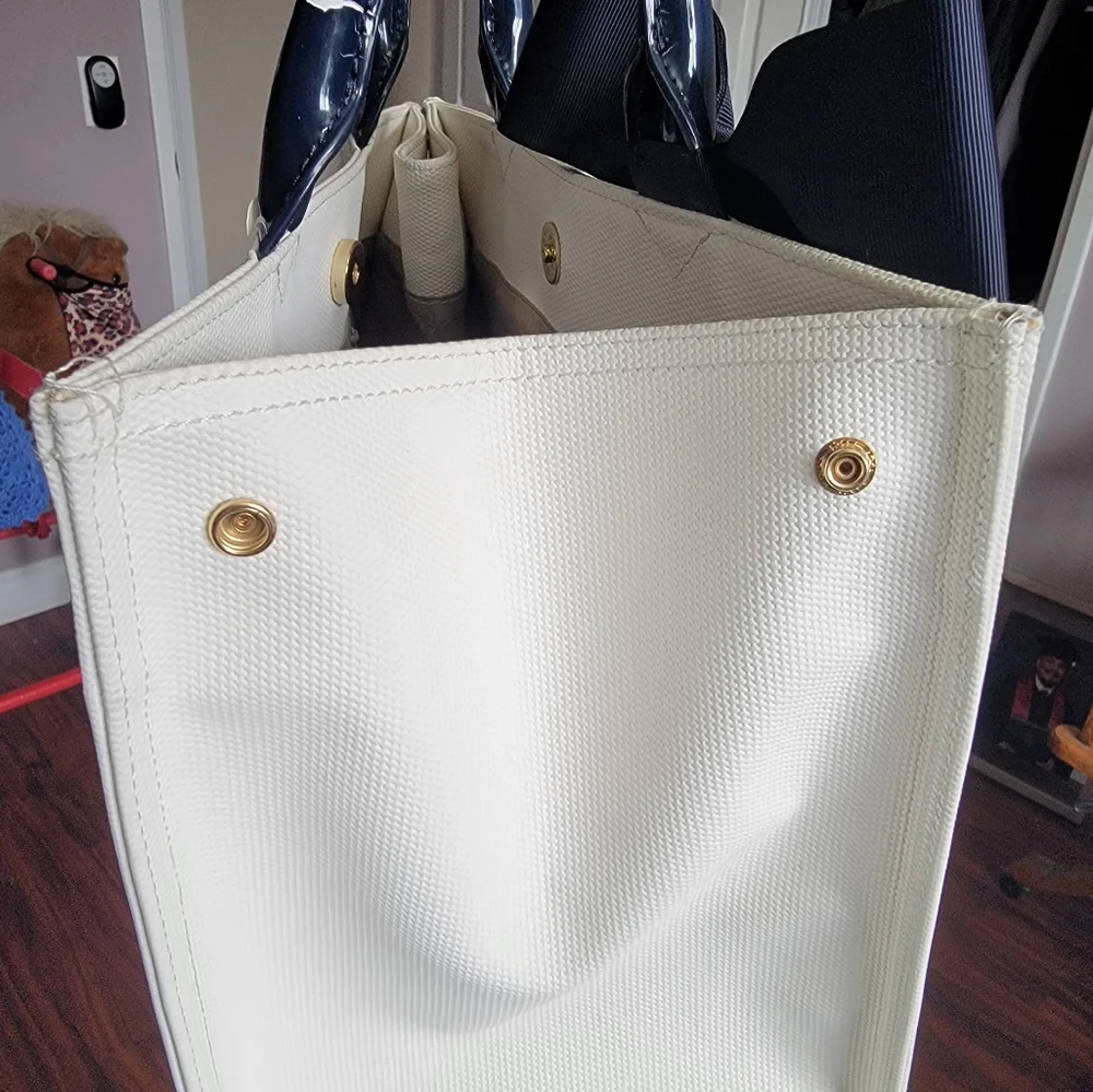 Brighton Corniche Tote - Picture 5 of 14